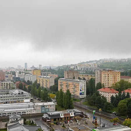 Guthaus Retreat With Balcony *