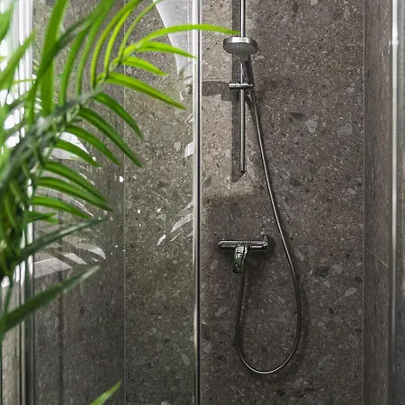 Appartement Guthaus Retreat With Balcony