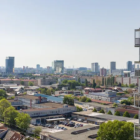 Appartement Guthaus Retreat With Balcony