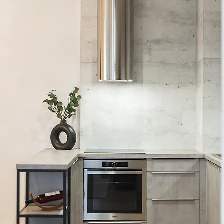 Guthaus Retreat With Balcony Appartement