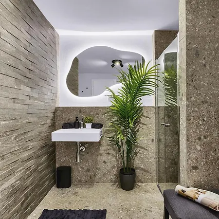 Guthaus Retreat With Balcony Appartement *