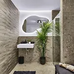 Guthaus Retreat With Balcony Appartamento *